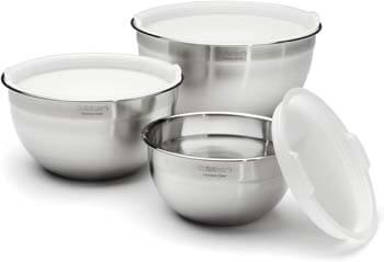 6. Cuisinart CTG-00-SMB Stainless Steel Mixing Bowls with Lids, Set of 3