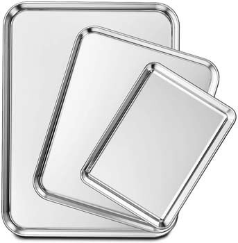 4. Wildone Baking Sheet Set of 3